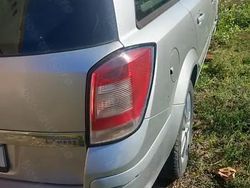 Utilizat 2008 Opel Astra Break | 2.500 EUR