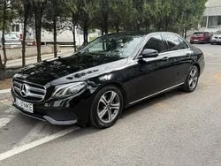 Negru Utilizat 2020 Mercedes E200 Berlinǎ | 24.500 EUR (Preț bun)