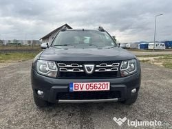 Gri Utilizat 2015 Dacia Duster SUV | 6.700 EUR (Preț bun)
