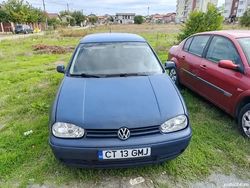 Utilizat 2000 VW Golf IV Berlinǎ | 700 EUR (Preț bun)