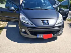 Utilizat 2011 Peugeot 207 Berlinǎ | 3.700 EUR