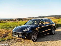Culoarealbastru Utilizat 2015 Porsche Macan SUV | 23.500 EUR