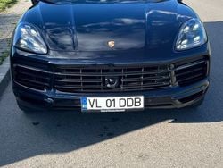 Negru Utilizat 2019 Porsche Cayenne SUV | 53.900 EUR (Preț bun)