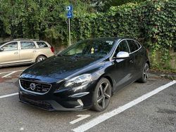 Culoarenegru Utilizat 2015 Volvo V40 R-Design Break | 11.500 EUR (Puțin scump)