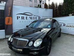 Culoarenegru Utilizat 2006 Mercedes E280 Avantgarde Berlinǎ | 4.600 EUR