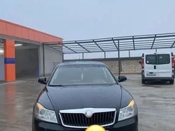 Negru Utilizat 2009 Skoda Octavia Berlinǎ | 4.300 EUR (Puțin scump)