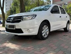Culoarealb Utilizat 2014 Dacia Logan Lauréate Berlinǎ | 4.150 EUR (Preț bun)