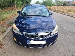 Culoarealbastru Utilizat 2011 Opel Astra Enjoy Hatchback | 3.300 EUR (Preț bun)