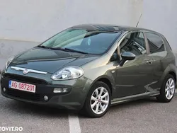 Culoareverde Utilizat 2011 Fiat Punto Sport Hatchback | 2.450 EUR