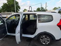 Utilizat 2015 Dacia Lodgy Stepway Monovolum | 6.400 EUR