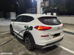Culoarealb Utilizat 2020 Hyundai Tucson Style SUV | 19.000 EUR (Preț OK)