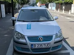 Gri Utilizat 2008 VW Polo Hatchback | 2.500 EUR (Preț OK)