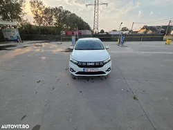 Alb Utilizat 2025 Dacia Logan Journey Berlinǎ | 14.800 EUR (Puțin scump)