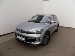 Gri mediu normal Utilizat 2024 VW Tiguan Advance SUV | 39.990 EUR (Scump)