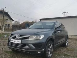 Gri Utilizat 2015 VW Touareg SUV | 17.490 EUR (Super Preț)