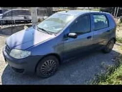 Albastru Utilizat 2004 Fiat Punto Hatchback | 650 EUR