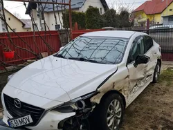 Utilizat 2014 Mazda 3 Berlinǎ | 3.500 EUR