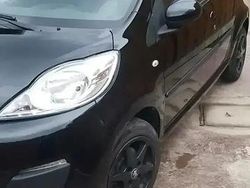 Utilizat 2012 Peugeot 107 Hatchback | 2.650 EUR