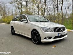 Culoarealb Utilizat 2008 Mercedes C220 Avantgarde Break | 6.500 EUR (Scump)