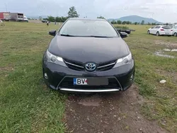 Negru Utilizat 2013 Toyota Auris Hybrid Hatchback | 6.990 EUR