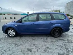 Albastru Utilizat 2005 Ford Focus Berlinǎ | 1.000 EUR (Preț OK)
