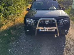 Negru Utilizat 2014 Dacia Duster Lauréate SUV | 6.000 EUR (Preț OK)