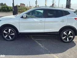 Gri Utilizat 2014 Nissan Qashqai Tekna SUV | 10.550 EUR (Preț bun)