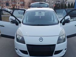 Alb Utilizat 2010 Renault Scénic III Monovolum | 3.500 EUR