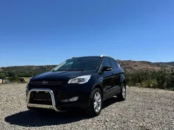 Negru Utilizat 2015 Ford Kuga Titanium SUV | 9.100 EUR (Preț OK)