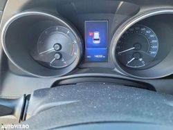 Culoarealb Utilizat 2015 Toyota Auris Luna Break | 8.200 EUR (Puțin scump)