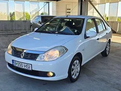 Culoarealb Utilizat 2010 Renault Symbol II Expression Berlinǎ | 3.100 EUR (Preț OK)