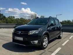 Negru Utilizat 2014 Dacia Sandero Stepway Hatchback | 4.000 EUR (Preț bun)