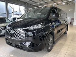 Negru Nouă 2025 Ford Tourneo Titanium Van | 48.671 EUR