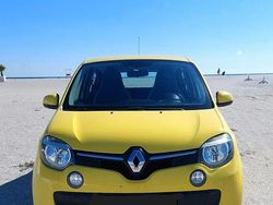 Culoaregalbeuriu Utilizat 2015 Renault Twingo Hatchback | 5.000 EUR