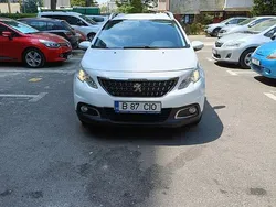 Alb Utilizat 2016 Peugeot 2008 Active SUV | 3.000 EUR (Super Preț)