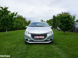 Gri Utilizat 2013 Peugeot 208 Active Hatchback | 4.990 EUR