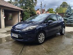 Culoarealbastru Utilizat 2011 Ford Fiesta Hatchback | 2.800 EUR (Preț OK)