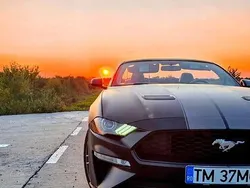 Culoarenegru Utilizat 2018 Ford Mustang Cabrio | 22.990 EUR (Puțin scump)