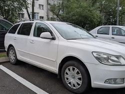 Alb Utilizat 2009 Skoda Octavia Break | 3.200 EUR (Preț OK)