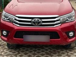 Rosu Utilizat 2019 Toyota HiLux Pickup | 26.000 EUR (Preț bun)