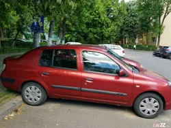 Rosu Utilizat 2005 Renault Symbol Berlinǎ | 1.800 EUR (Preț OK)