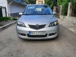 Argintiu Utilizat 2007 Mazda 2 Hatchback | 2.500 EUR