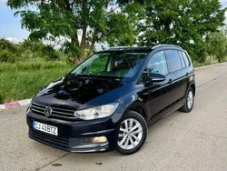 Negru Utilizat 2019 VW Touran Comfortline Monovolum | 12.299 EUR (Preț bun)