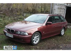 Visiniu metalizat Utilizat 2002 BMW 525 Break | 2.000 EUR