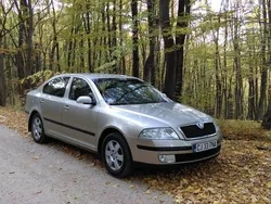 Auriu Utilizat 2006 Skoda Octavia Elegance Berlinǎ | 3.950 EUR (Preț OK)