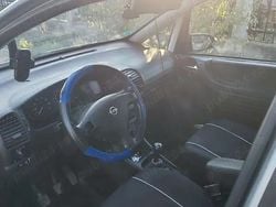 Utilizat 2007 Opel Zafira Berlinǎ | 2.500 EUR