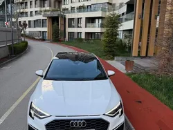 Alb Utilizat 2023 Audi A3 S-Line Berlinǎ | 29.900 EUR (Scump)