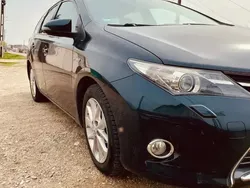 Albastru Utilizat 2014 Toyota Auris Hybrid Sport Berlinǎ | 10.000 EUR
