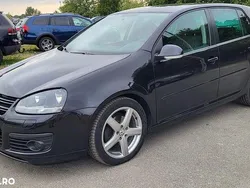 Culoarenegru Utilizat 2008 VW Golf VI Hatchback | 3.650 EUR (Preț bun)