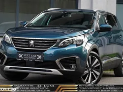 Albastru Utilizat 2020 Peugeot 5008 Allure Monovolum | 17.950 EUR (Puțin scump)